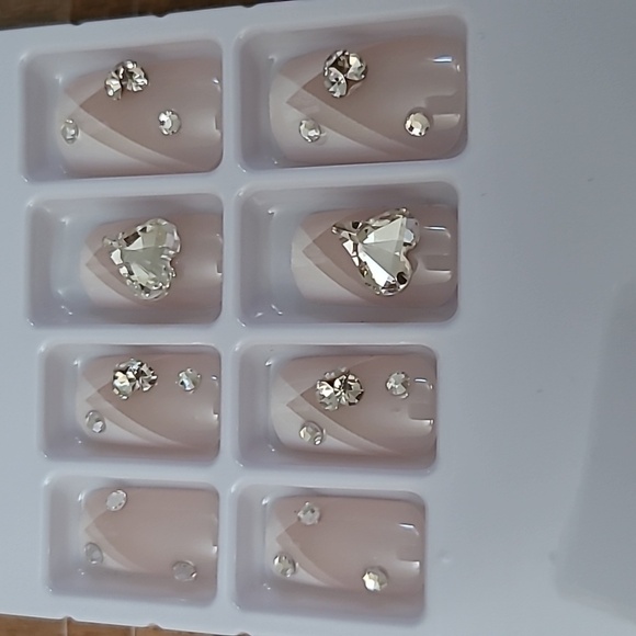 Rhinestone Heart French Manicure Press On Nails - Picture 13 of 16